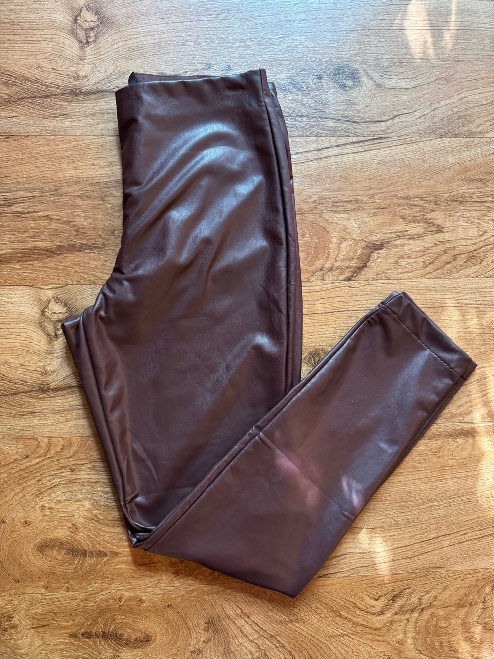 Banana Republic  Faux Leather Pants - Leggings Deep Wine